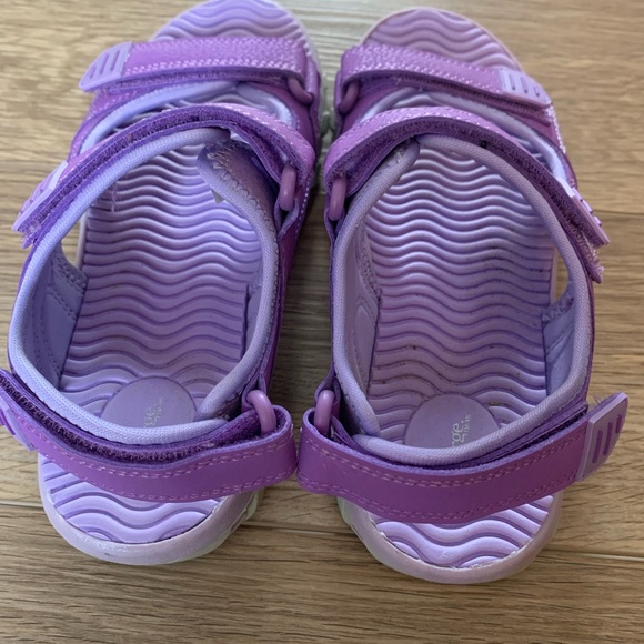 Sandals - Picture 2 of 4